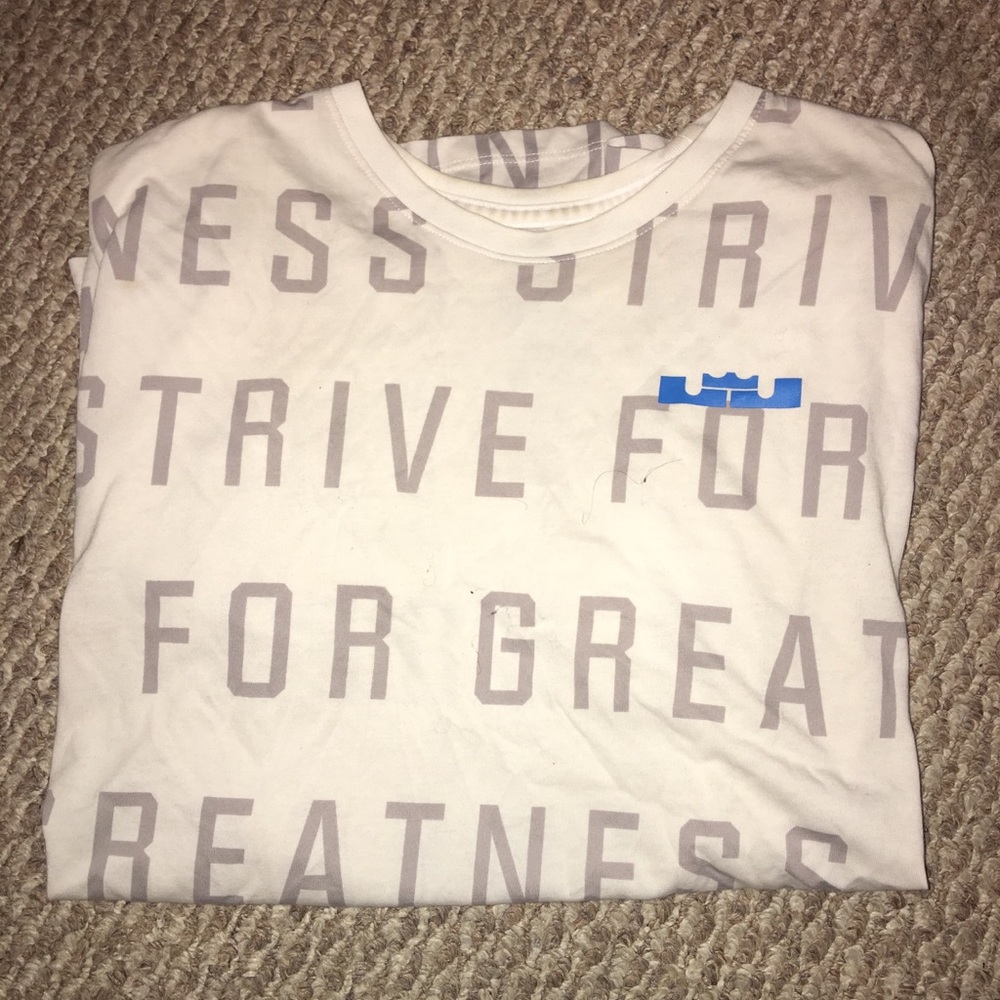 Men’s Nike lebron T-shirt